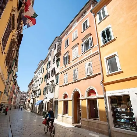 Stelle D'oro Pensión 3*